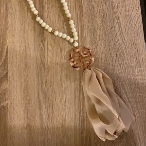 House of Harlow Necklace